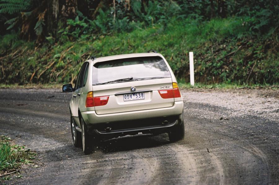  BMW X5 2000 года  (фото 16 из 102)